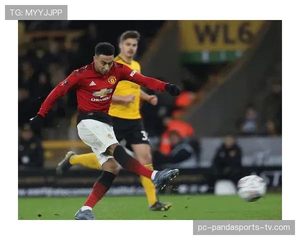 曼联争四形势持续变化，竞争格局对赛季走势形成影响