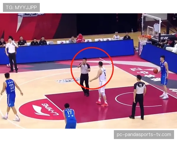 模拟犯规判罚标准解析：裁判如何识别与处罚假动作？