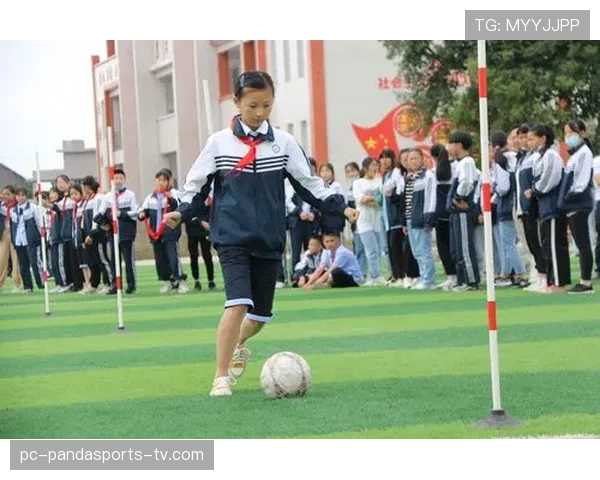 二次运球违例如何界定？从规则到判罚详解